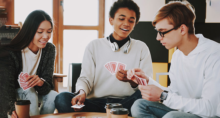 तीन पत्ती गोल्ड अवार्ड्स, चिप्स और बोनस पर मुफ्त (चिप) कैसे प्राप्त करें
